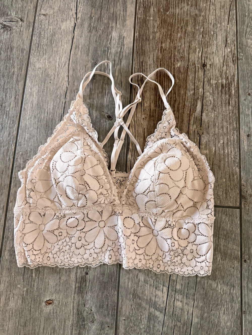 aerie Lace Bralette in nude, size medium